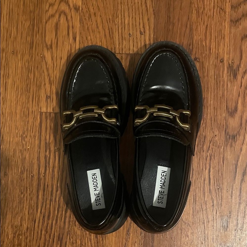 Steve Madden Black and Gold Loafers